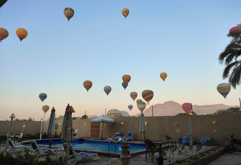 سيريوس بالاس الأقصر