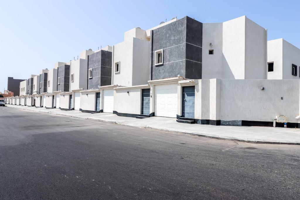 مبات - وايت بيرل كمبوند - 600 أيه - فيلا 2