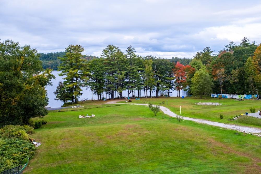Highland Lake Resort