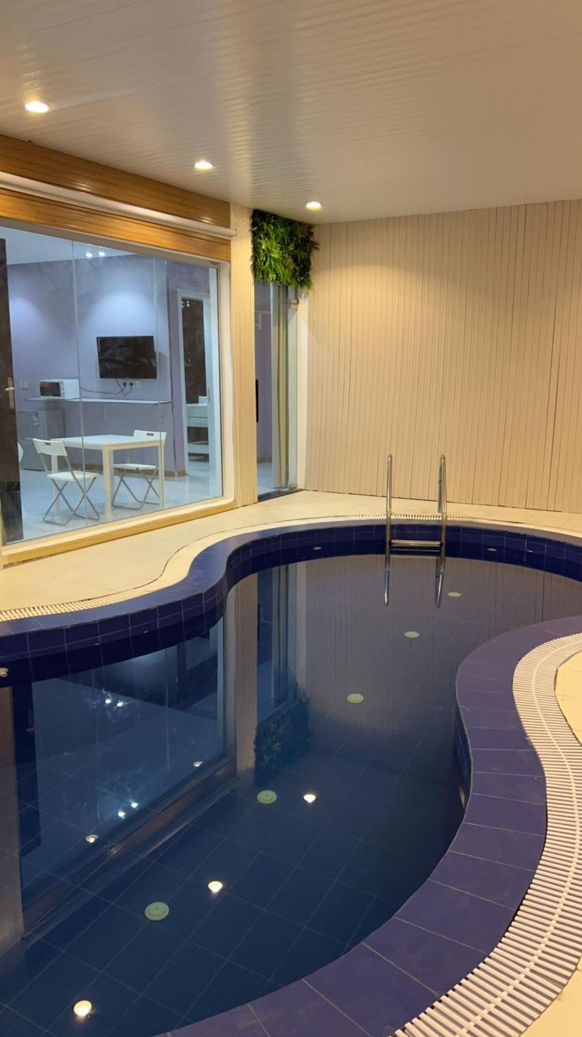 Amazing Chalet with Pool | 3846