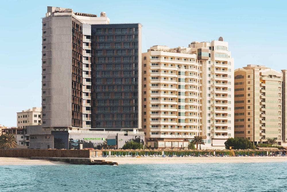 ويندام جاردن كورنيش العجمان الصورة الأساسية