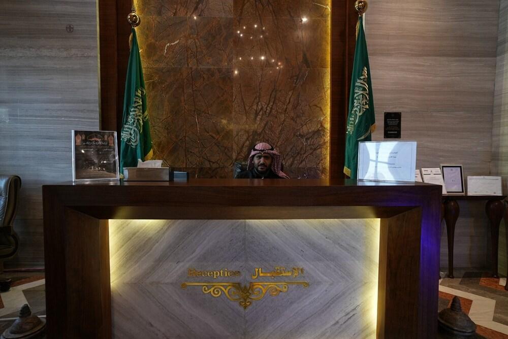 فندق بالم بوتيك هوتل منطقة الاستقبال