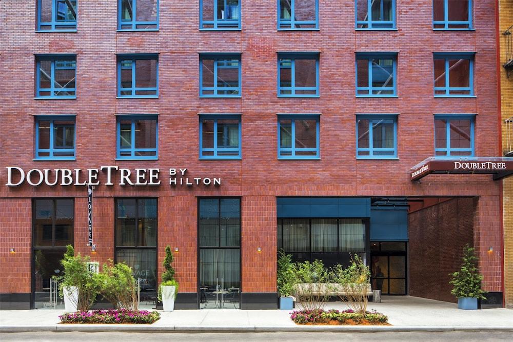 DoubleTree by Hilton New York Times Square West Featured Image