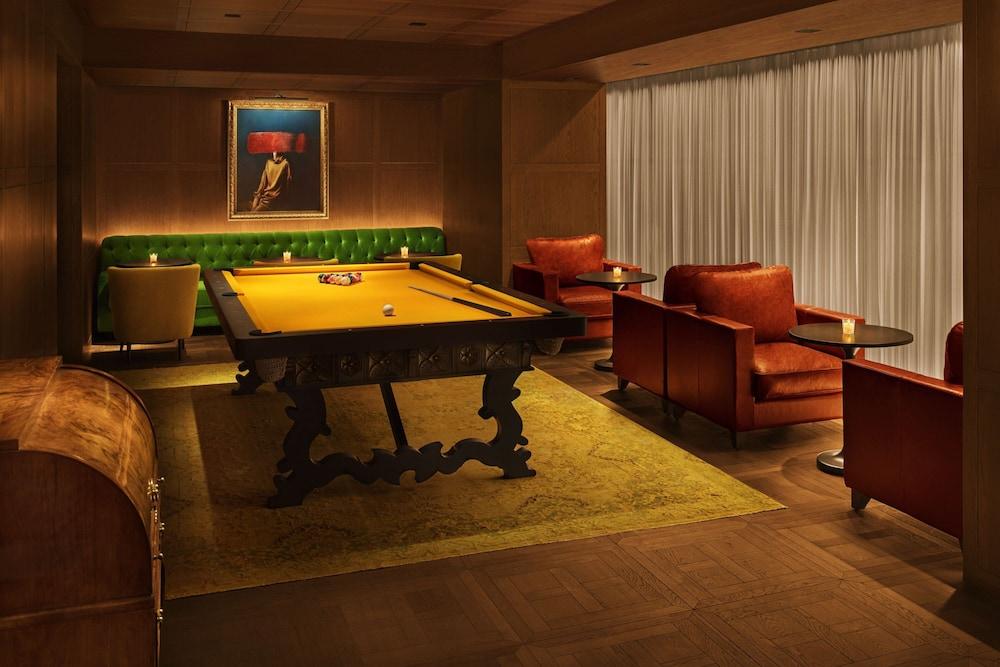The Barcelona EDITION Billiards