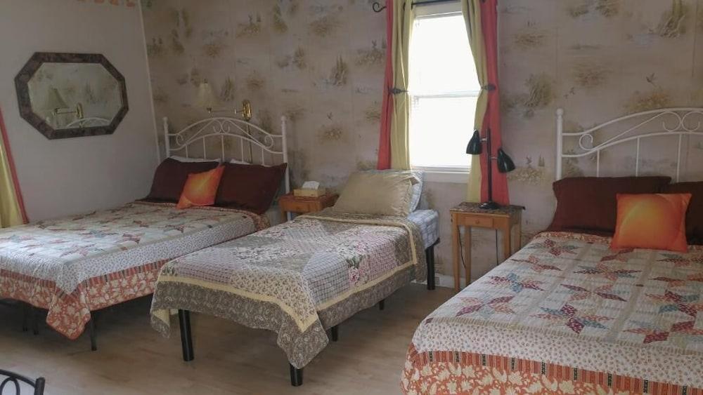 Midway Lodging Room