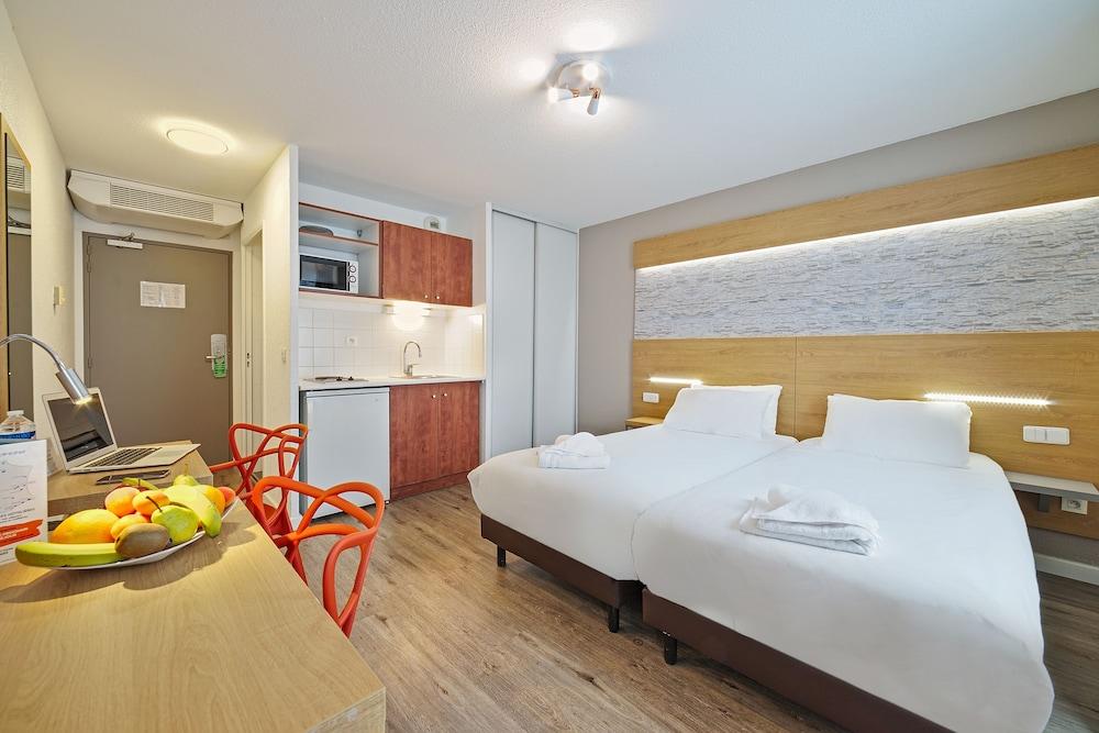 Residhotel Lyon Part Dieu Room