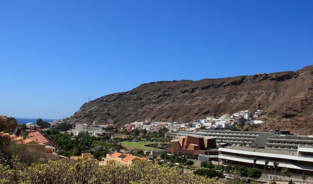 راديسون بلو ريزورت آند سبا، غران كاناريا موغان منظر من الجو