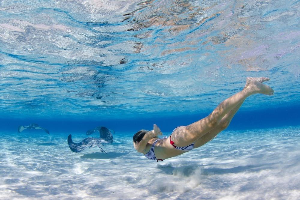 أكوا باي كلوب كوندوز مرفق اللياقة البدنية
