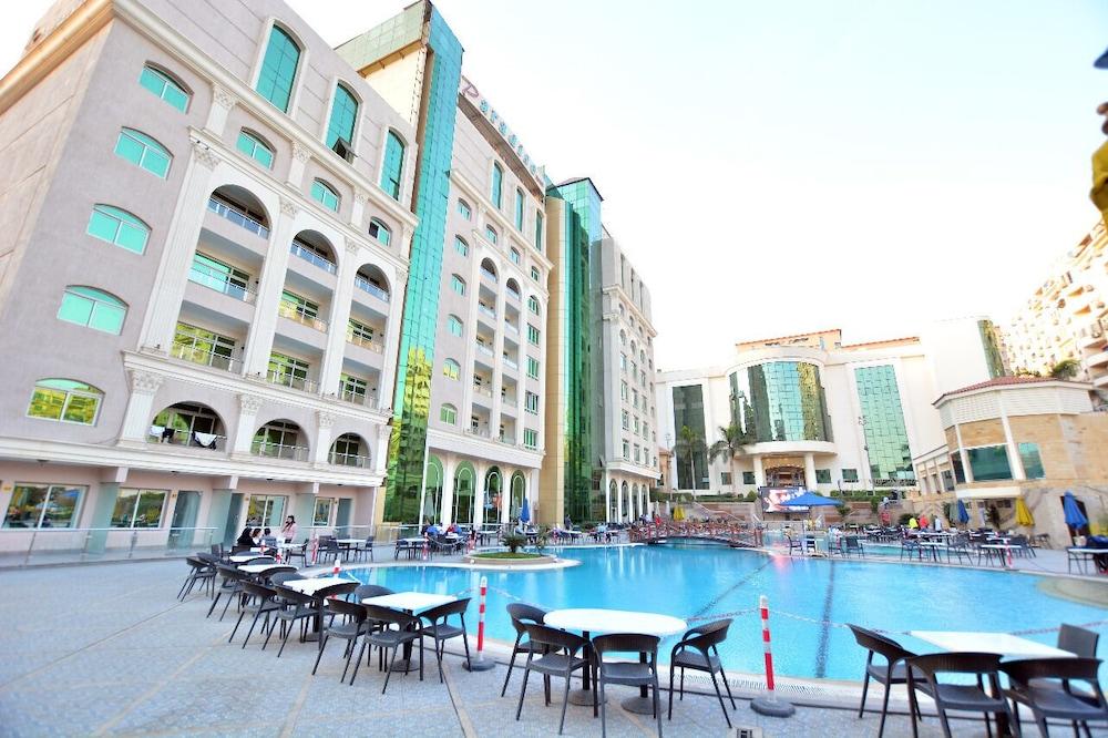 فندق تشين لاكس بارادايس هوتل