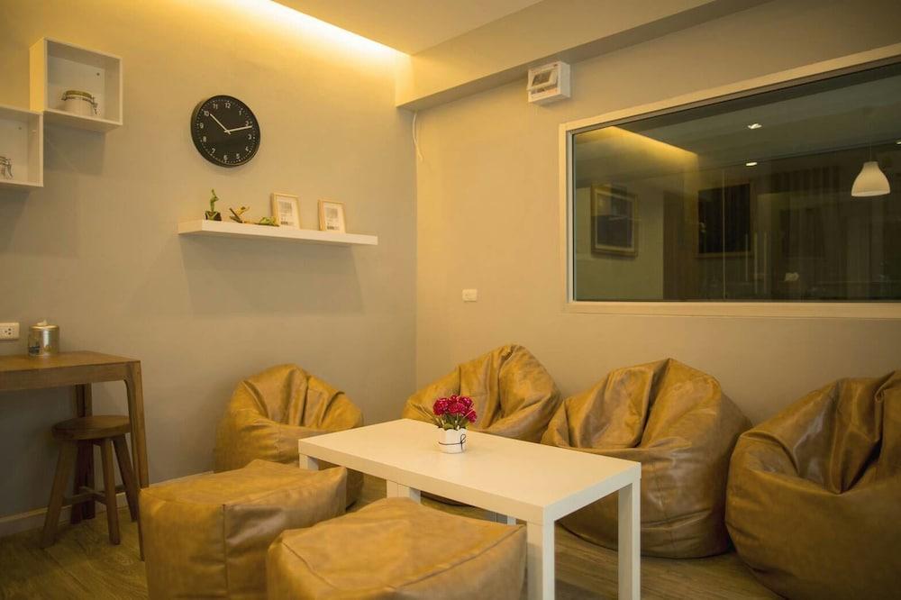 ذا سوفارنابومي أبارتمنت
