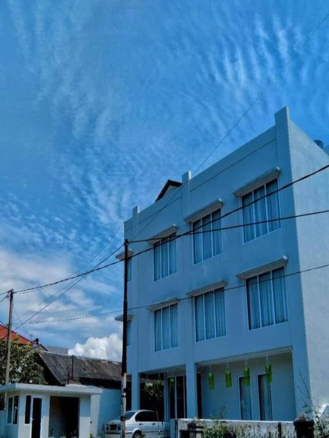 هاني جيست هاوس