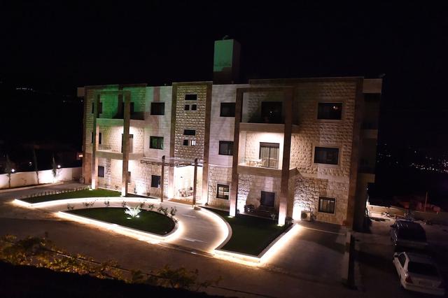 فندق مزيارة