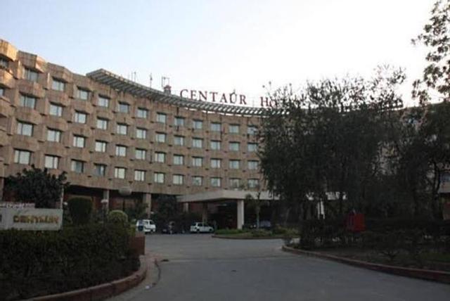Centaur Hotel IGI Airport
