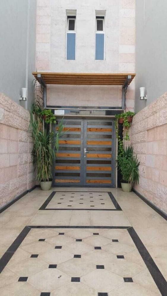 فسحة العقبة للوحدات السكنية المفروشة
