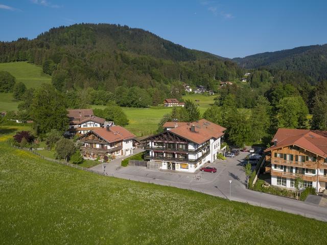 Sonnhof Alpine Suites by stayFritz